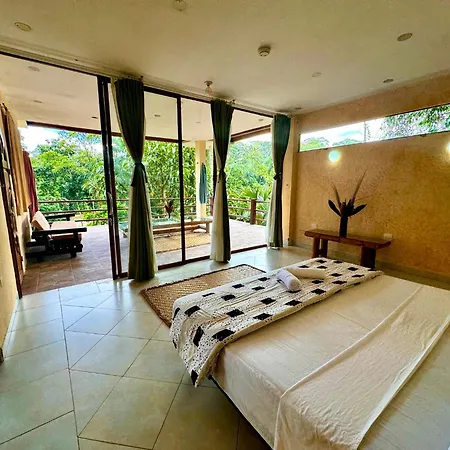 Wisdom Forest Lodge Tena Room photo